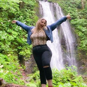 Meet your Posher, Brianna